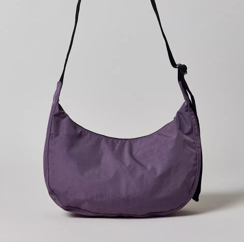 BAGGU Dusty Violet Medium Crescent BNWT UO Exclusive